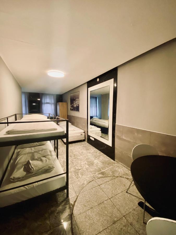 Hotel Moji Koeln Sieversstrasse Dış mekan fotoğraf
