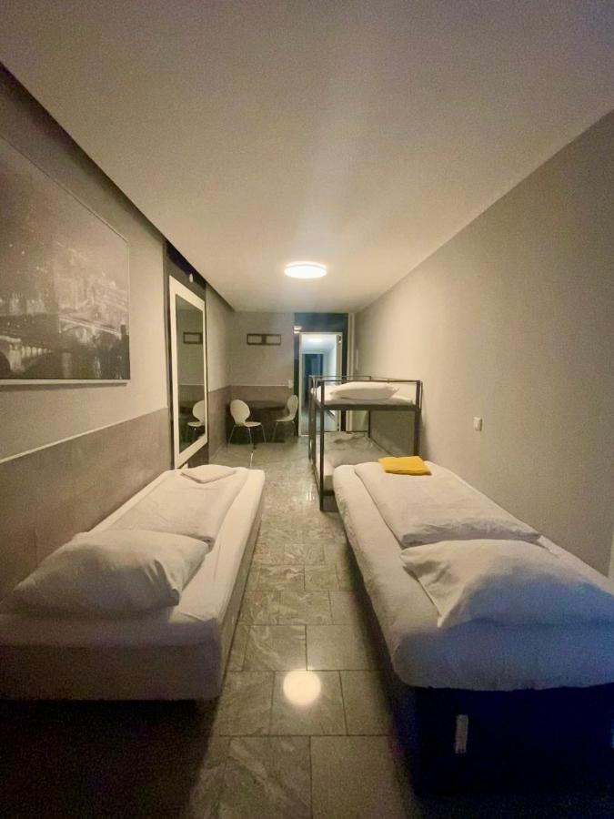 Hotel Moji Koeln Sieversstrasse Dış mekan fotoğraf