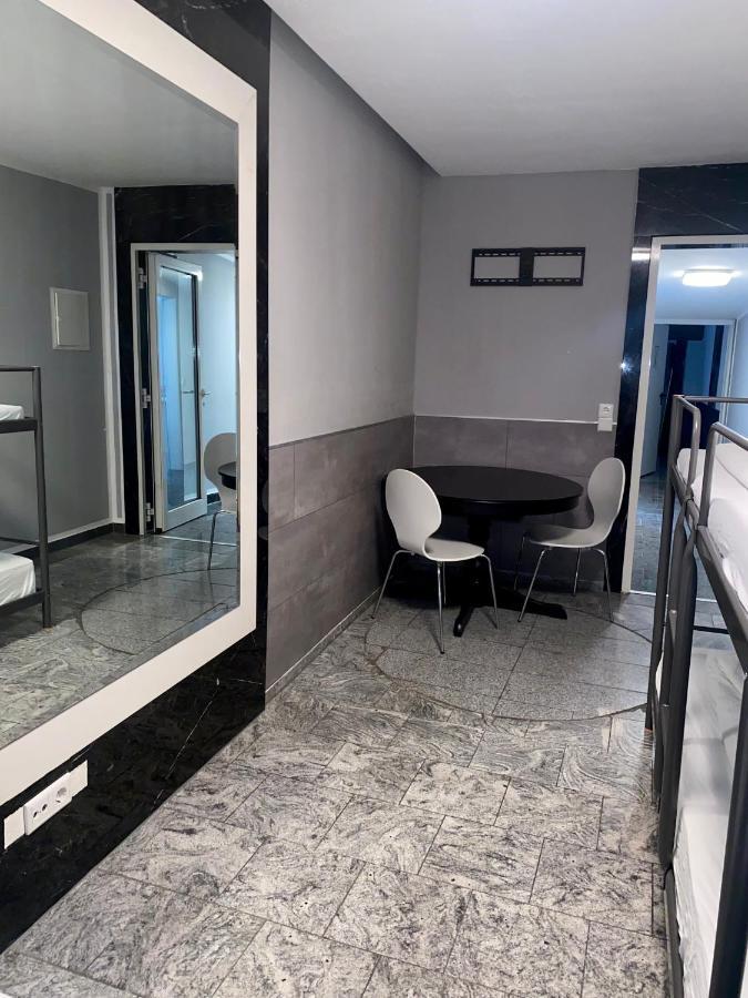 Hotel Moji Koeln Sieversstrasse Dış mekan fotoğraf