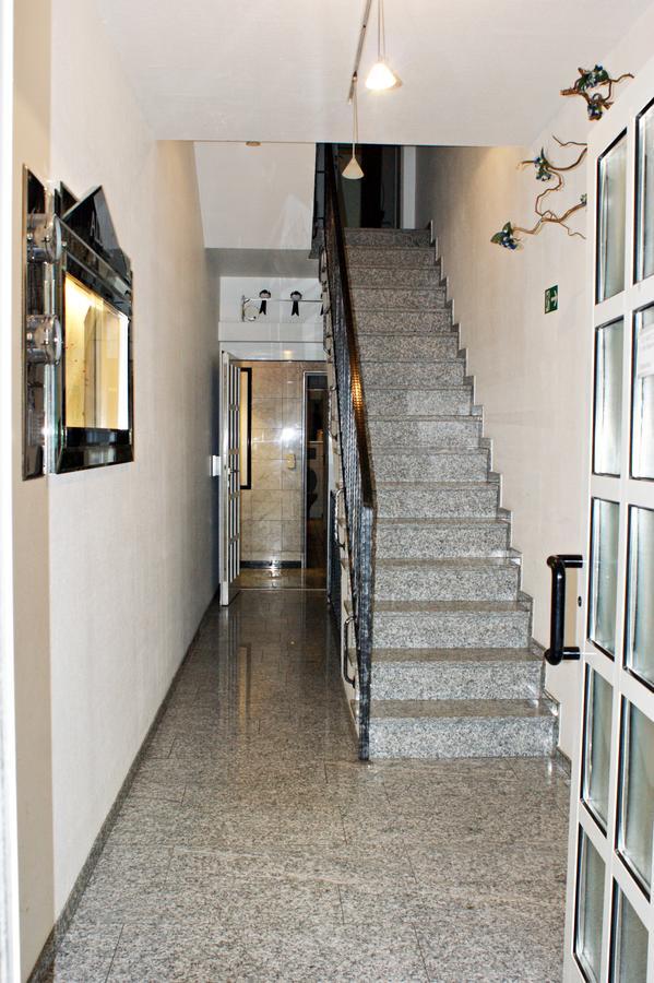 Hotel Moji Koeln Sieversstrasse Dış mekan fotoğraf